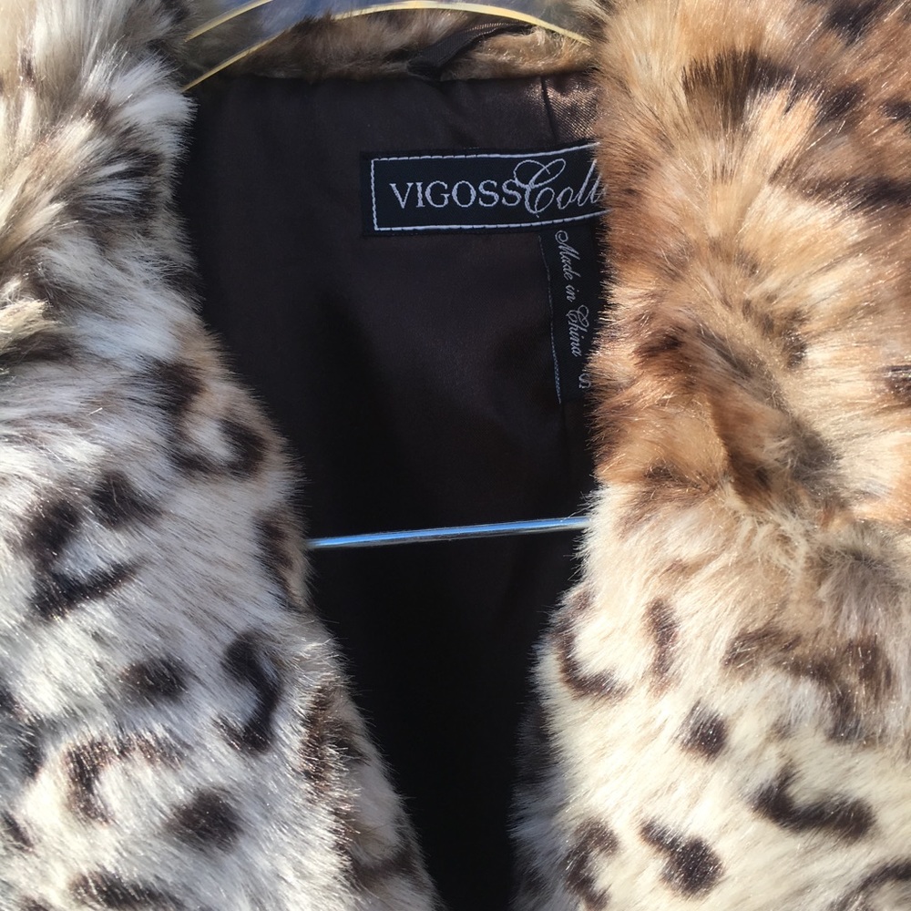 Leopard Coat - Picture 6 of 7